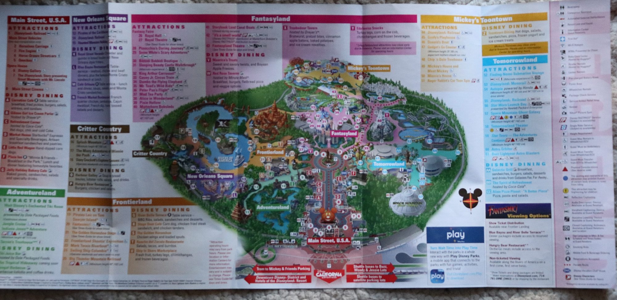 2018 Disneyland Halloween Theme Park Map